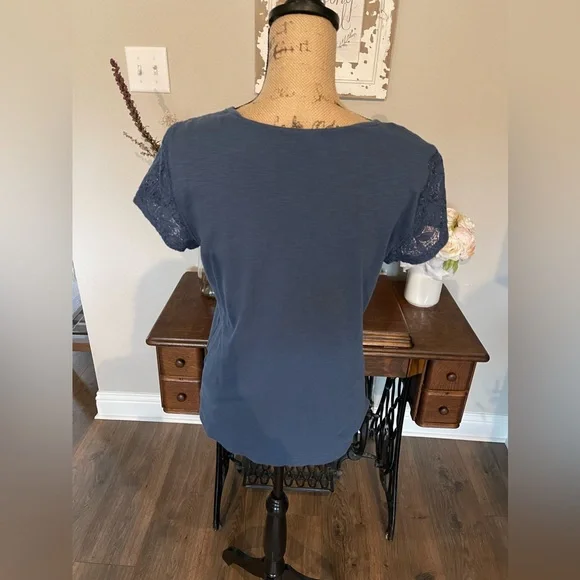 Chaps ladies, short sleeve, Henley style tee - Picture 3 of 6